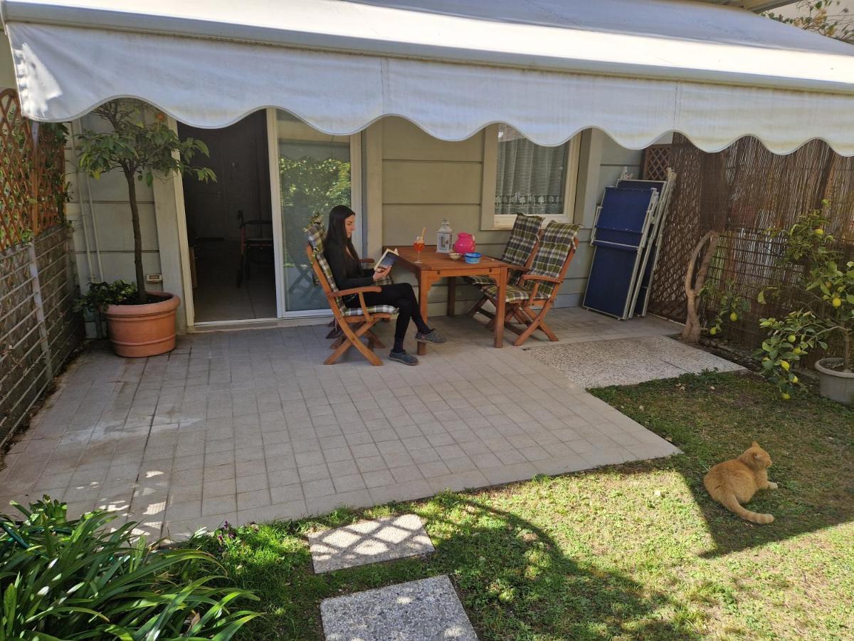 Garden & Pool Perugini Torbole Sul Garda Exterior foto